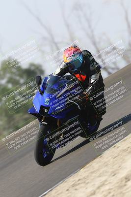 media/Sep-20-2025-TrackDaz (Sat) [[27f0cde673]]/B Group/1120am (Turn 2)/